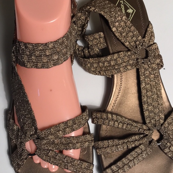 St.John’s Bay Woven Elastics Sandals 9.5 M - Picture 2 of 5